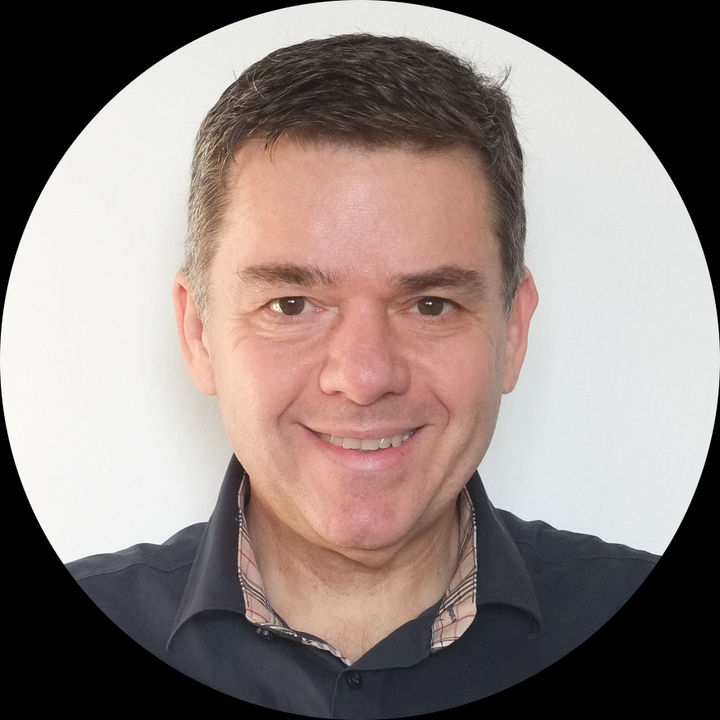 Zoran Toldi avatar.